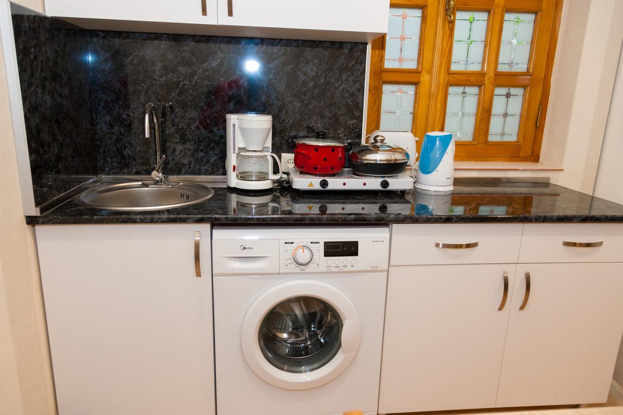 Holiday Rooms Тбилиси Екстериор снимка