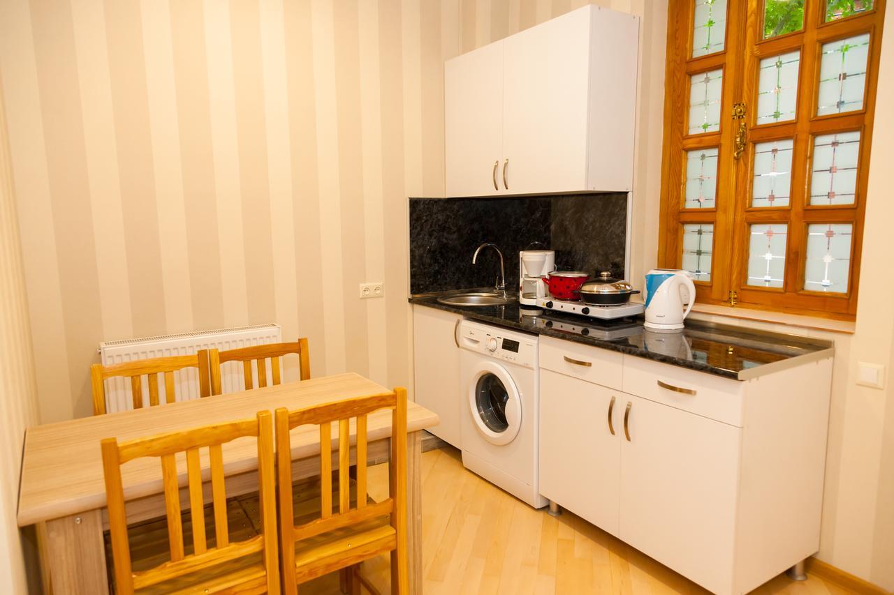 Holiday Rooms Тбилиси Екстериор снимка