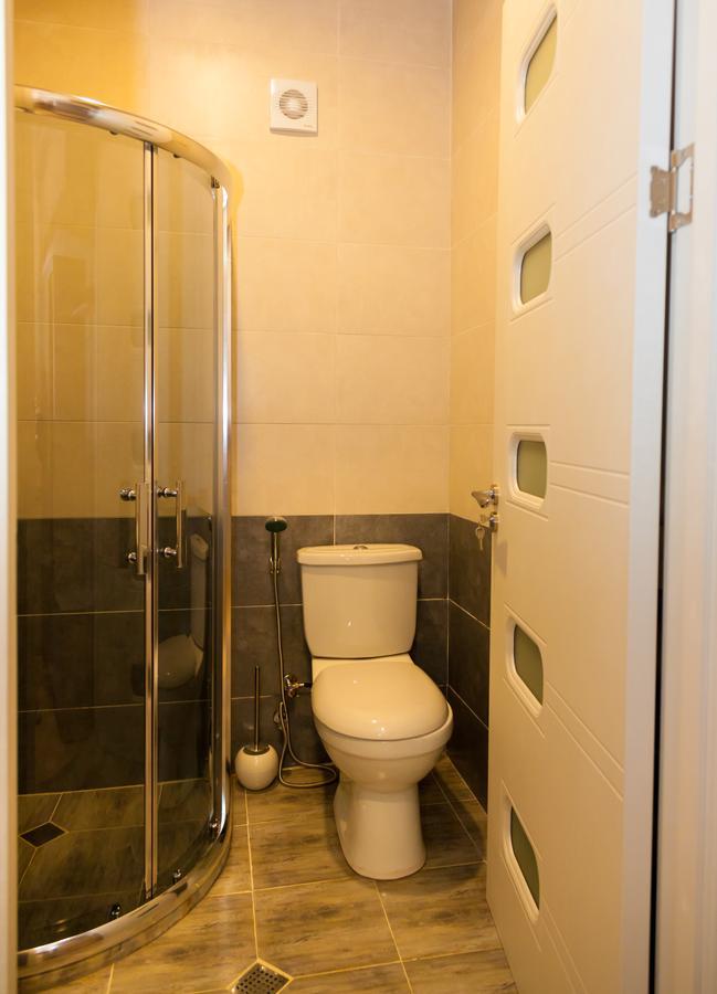 Holiday Rooms Тбилиси Екстериор снимка